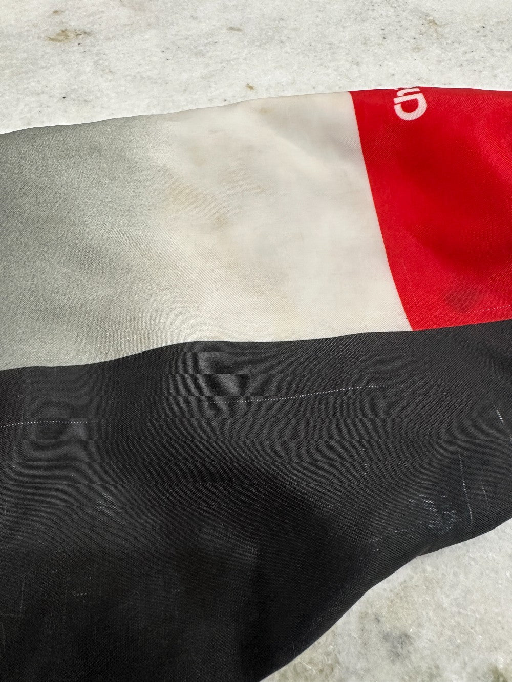 (Kids Small 18/20) Vintage 90s Chalk Line Chicago Bulls Jacket|684