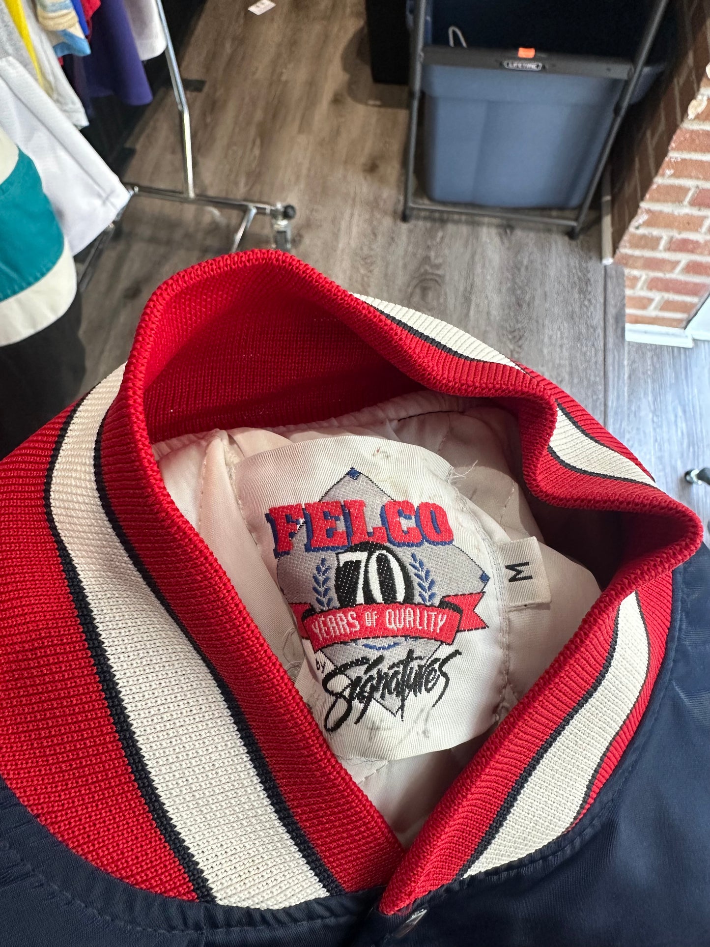 (Mens Medium) 90s Atlanta Braves Bomber Jacket 007