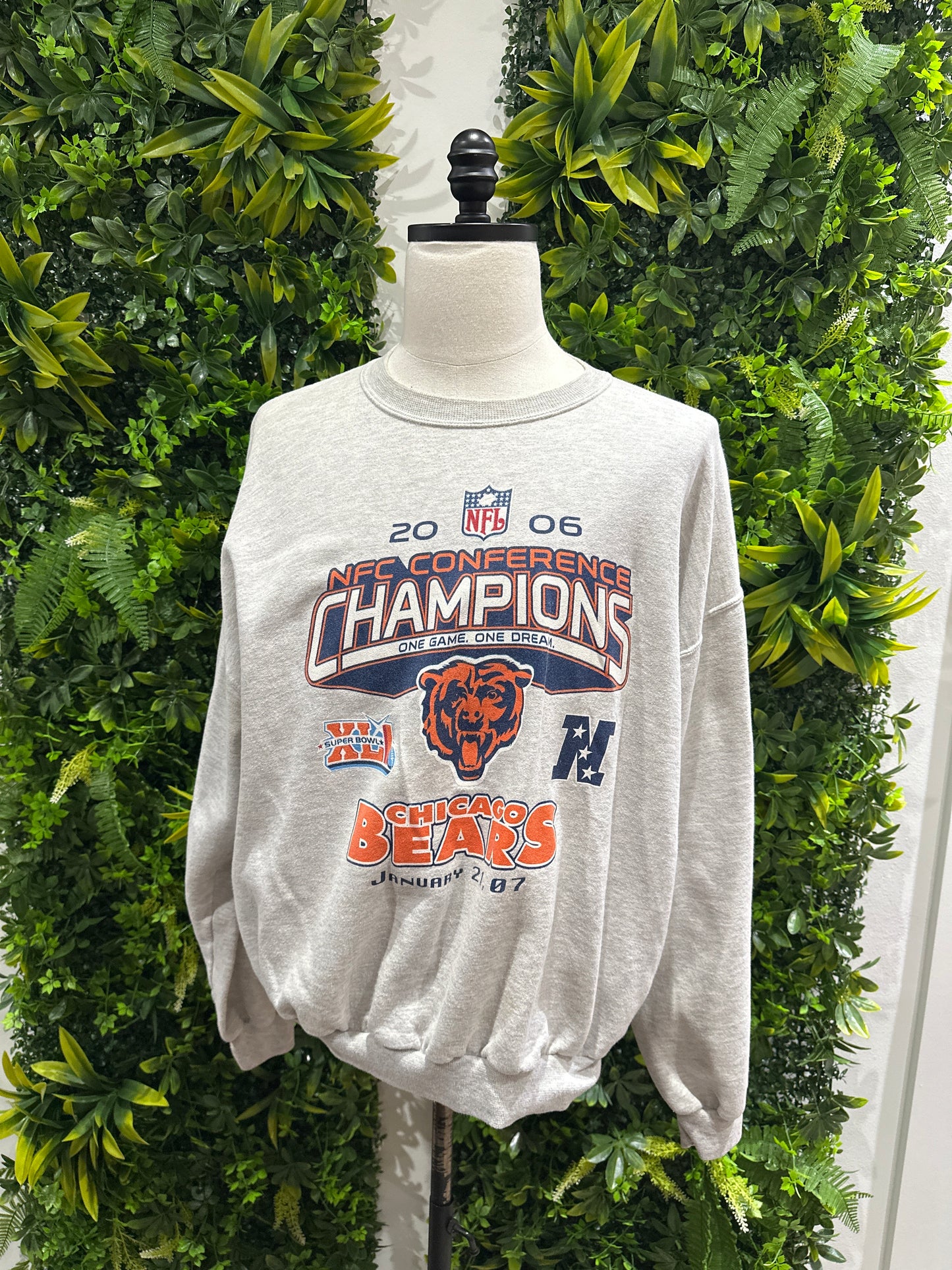 (Mens XL) 2006 Chicago Bears NFC Champs Sweater 007