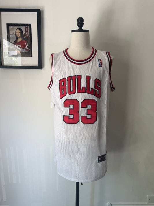 (Mens 56 / 2XL) Chicago Bulls Scottie Pippen Jersey