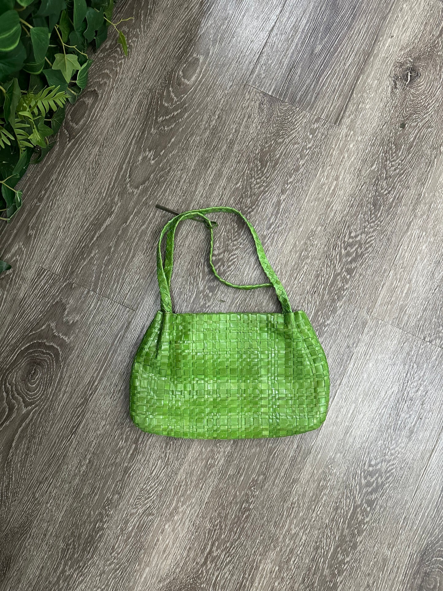 Vintage Weave Green Shoulder Bag