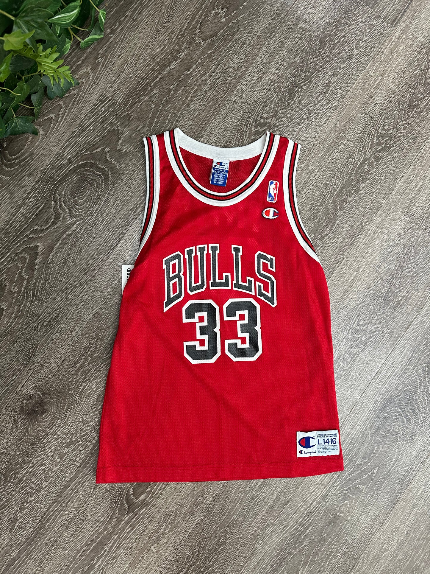 (Kids Large) 90s Chicago Bulls 'Scottie Pippen' Jersey 007