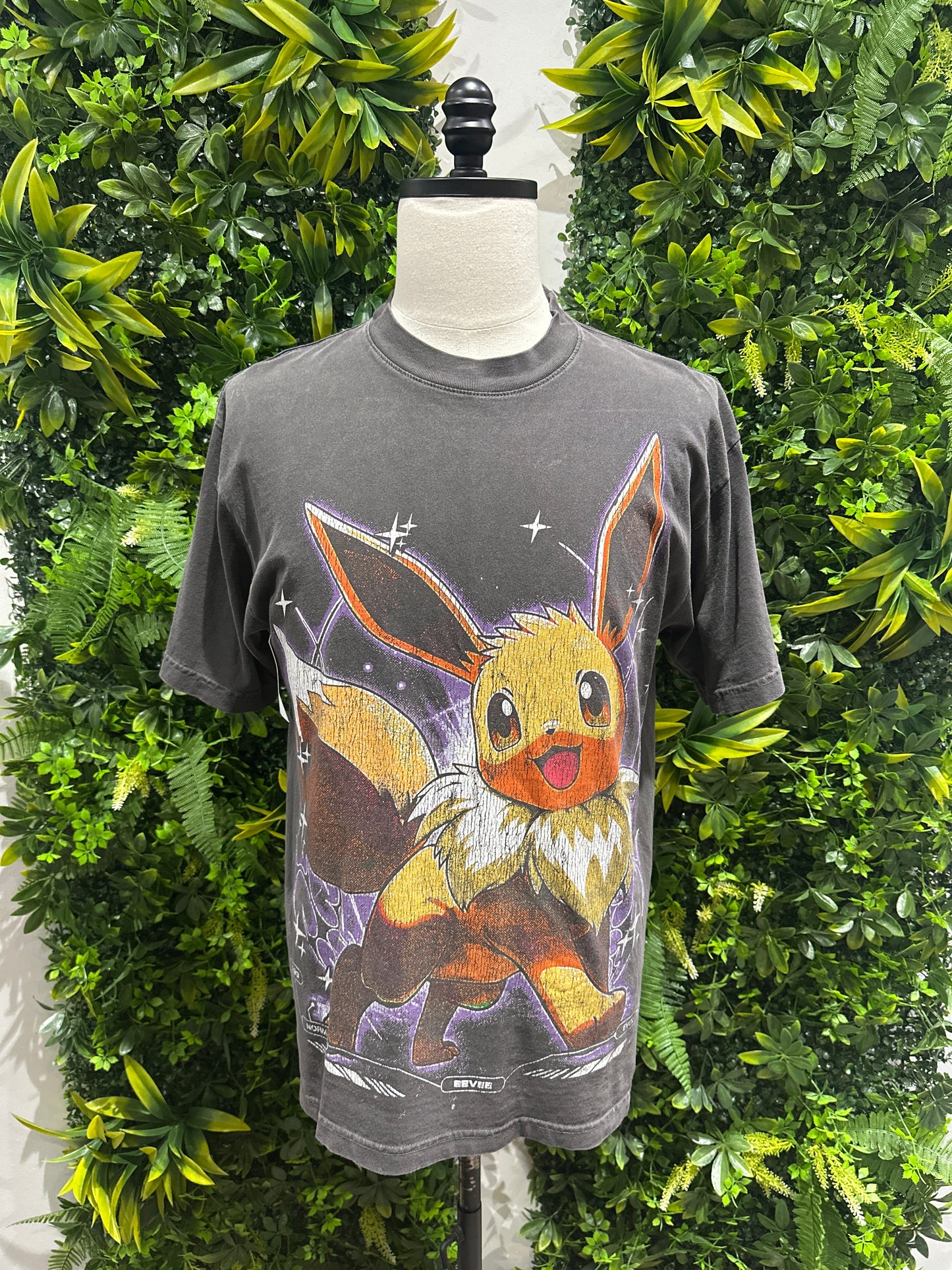 (Mens Medium) Capstar Pokemon 'Evee' Shirt 007