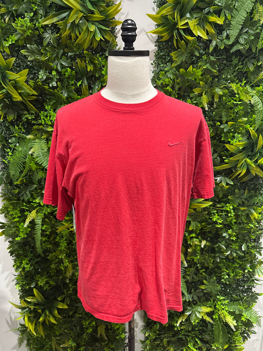 (Mens Large) 90s Red Nike Shirt 007