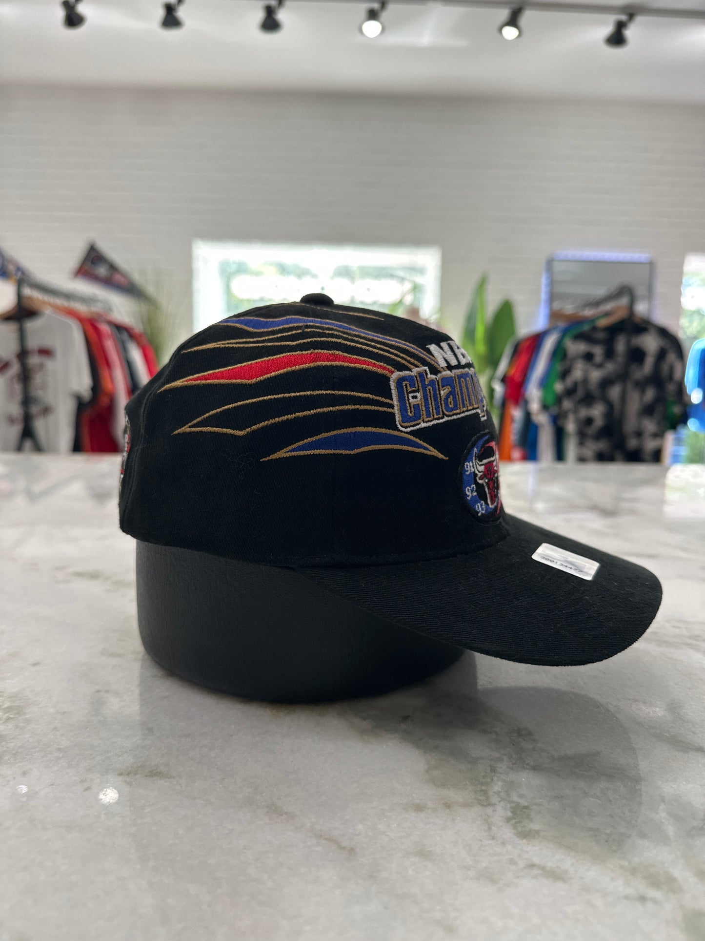 (Adult) Chicago Bulls Three-Peat Champions Hat