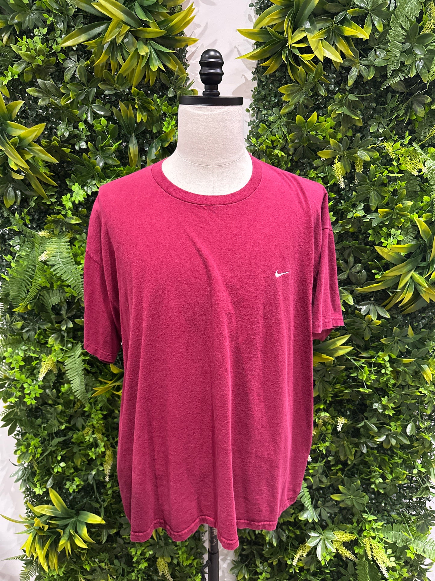 (Mens XL) Nike Red Shirt 007