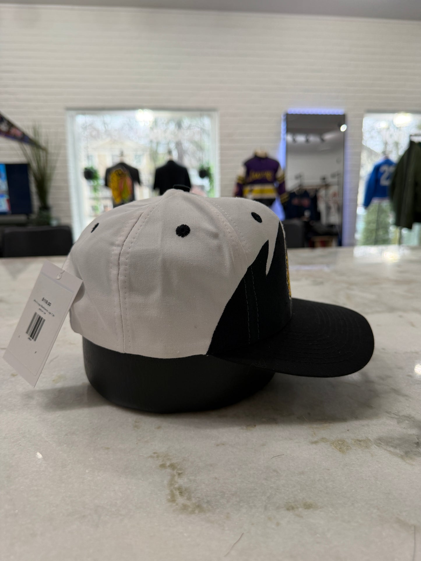 90s Chicago Blackhawks Logo 7 Sharktooh Hat