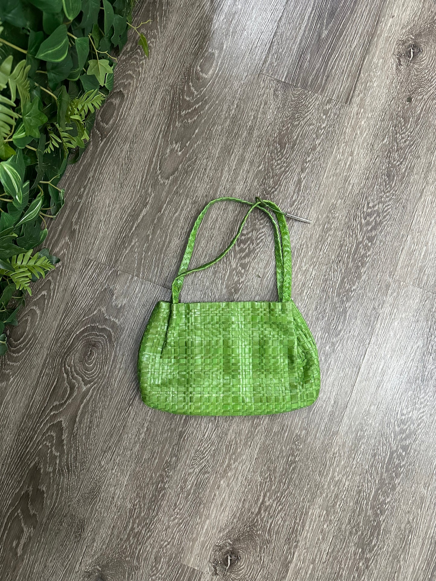 Vintage Weave Green Shoulder Bag