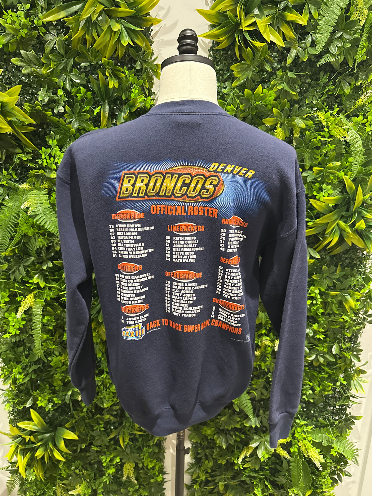 (Mens Medium) 90s Denver Broncos 'Back to Back Champs' Sweater 007