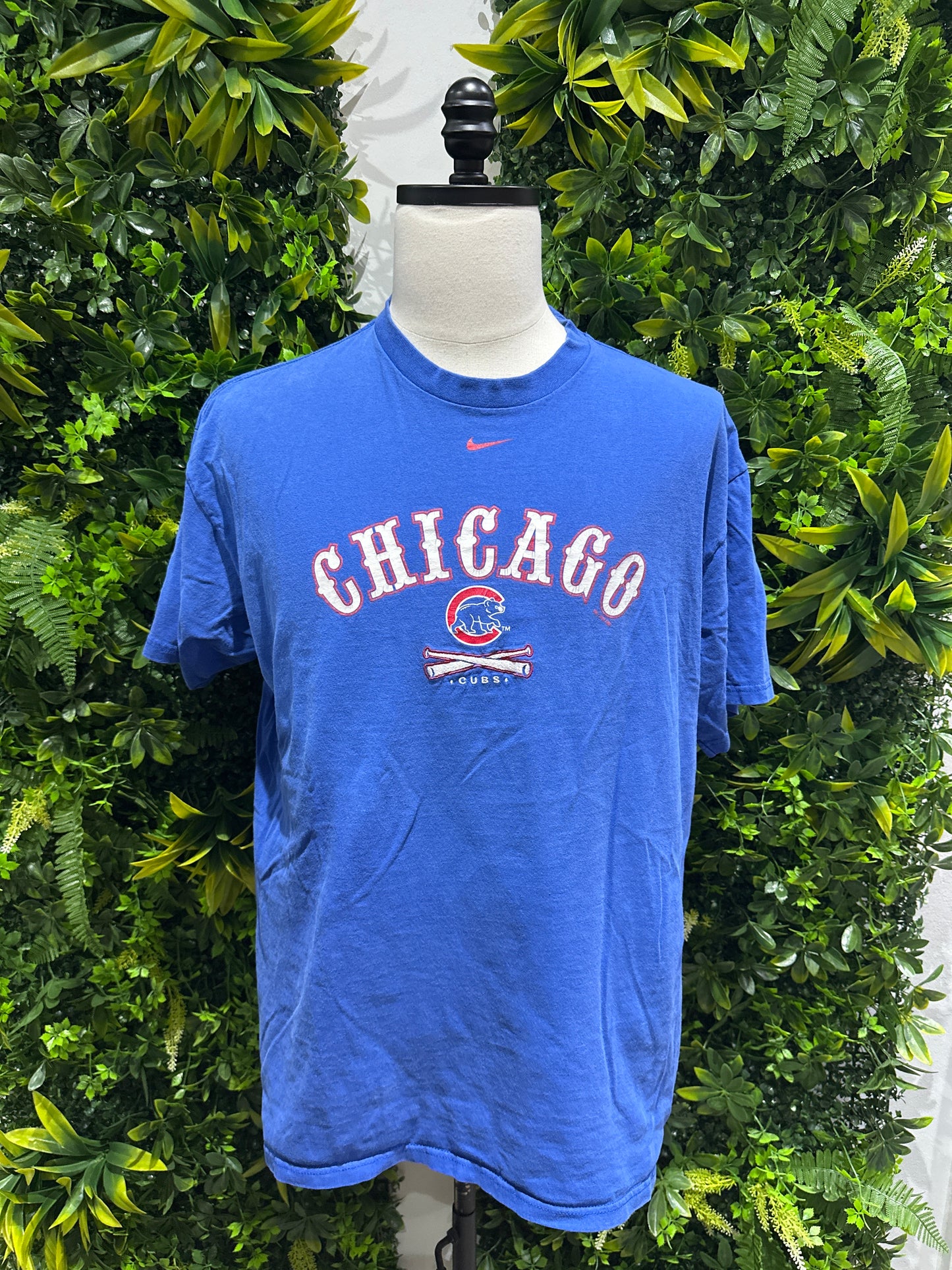 (Mens XL) Chicago Cubs Shirt