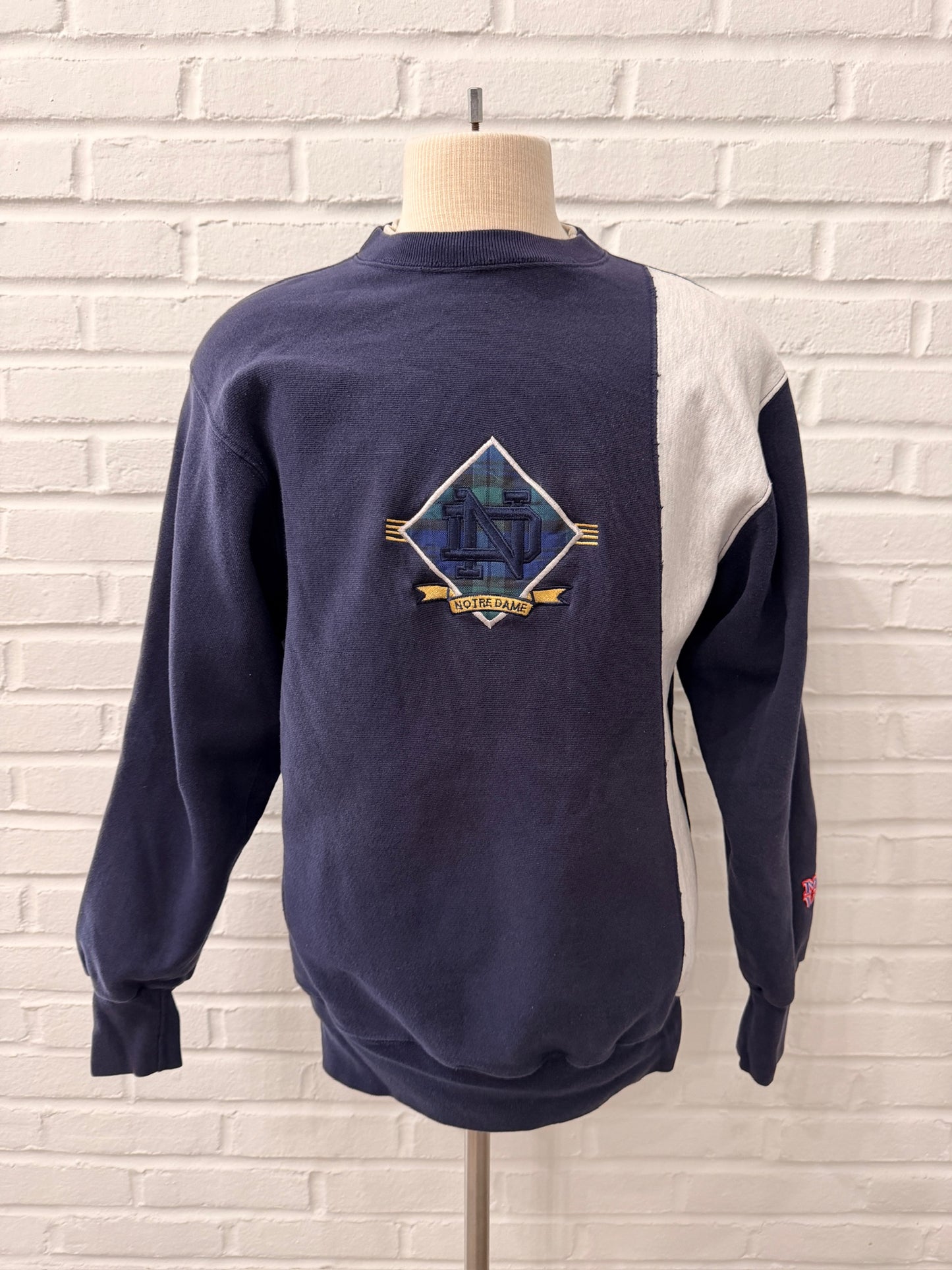(Mens XL) 90s Notre Dame Sweater