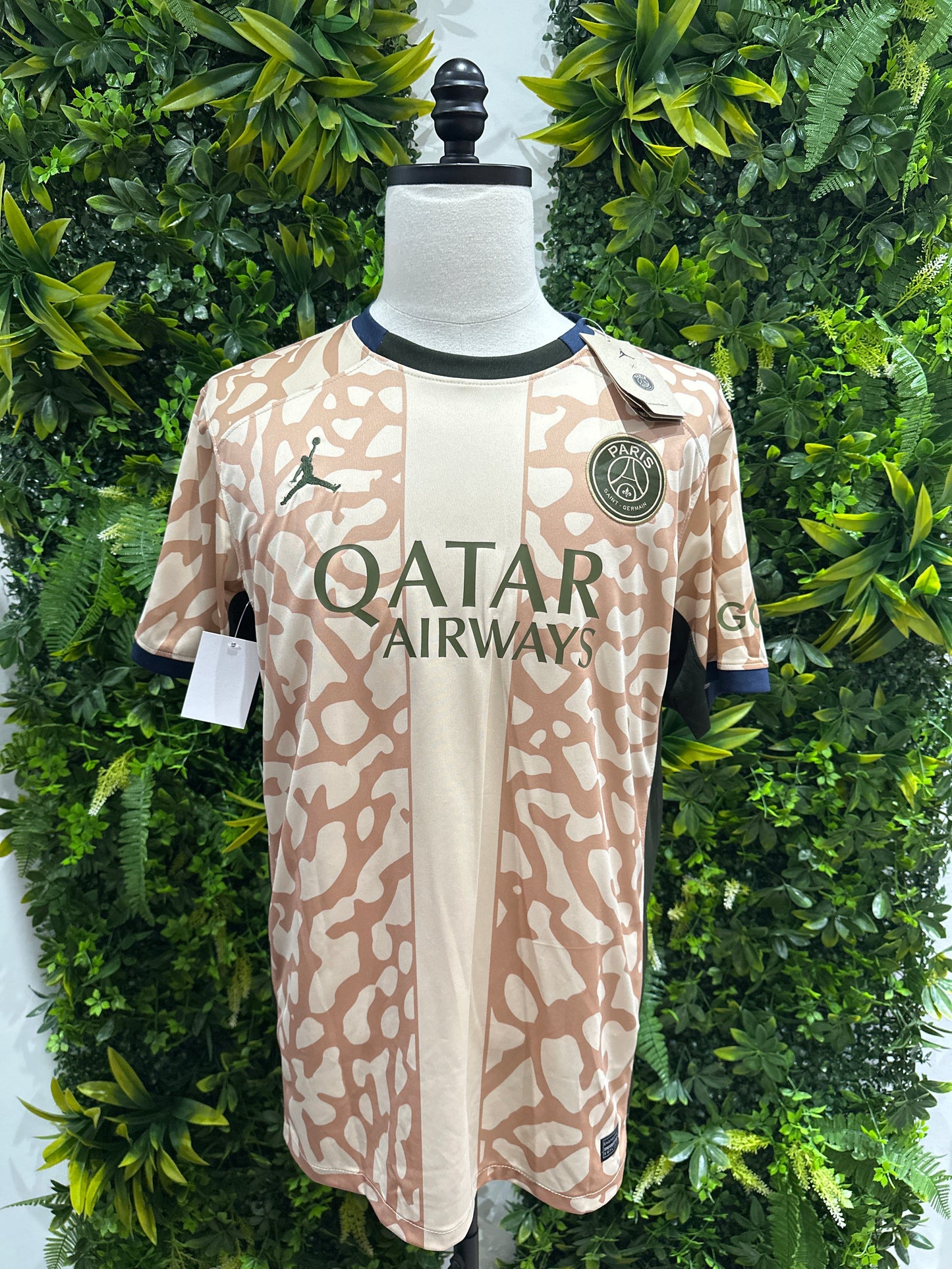 (Mens Large) Paris Saint-Germain F.C X Air Jordan Soccer Jersey 007
