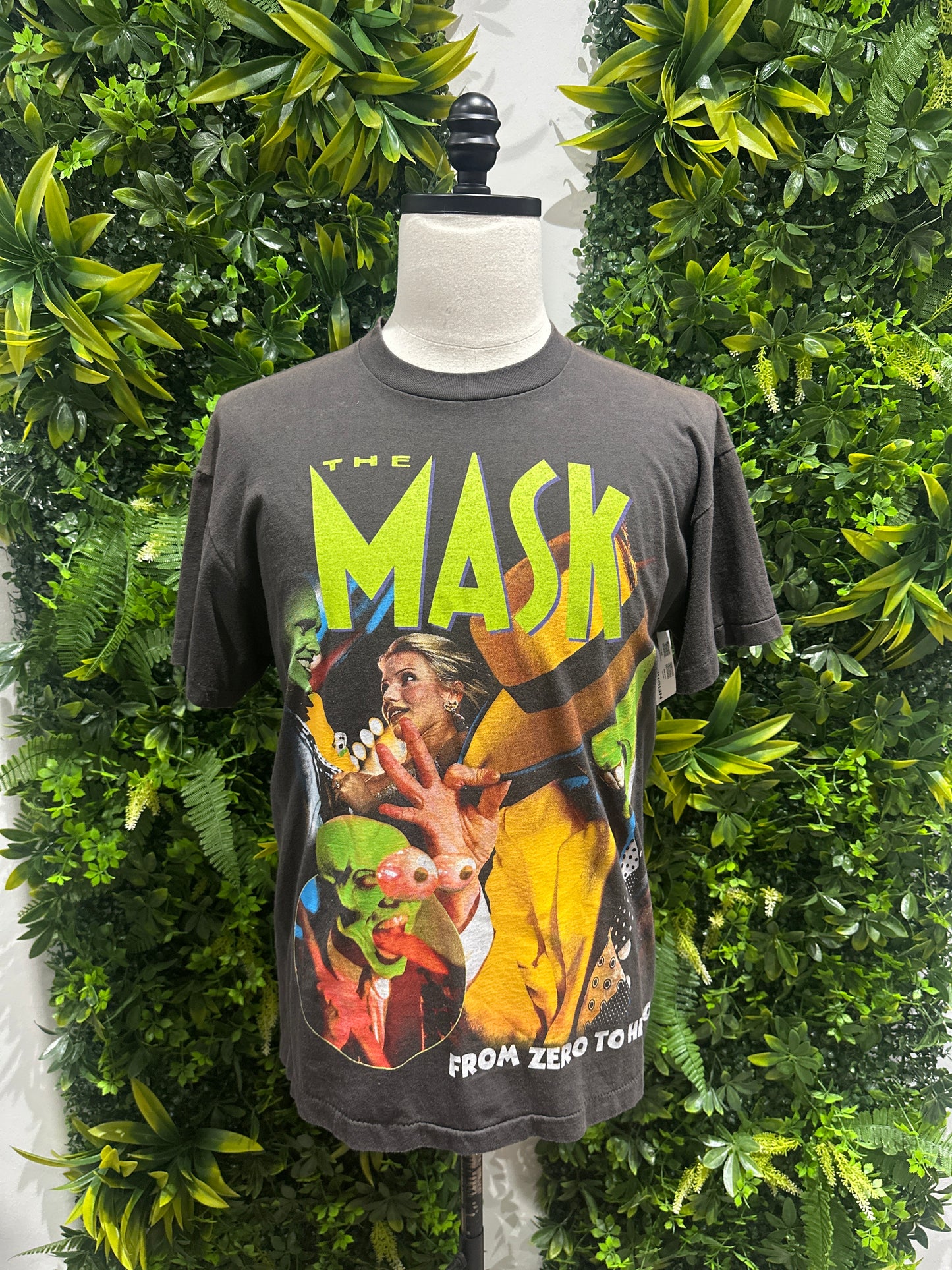 (Mens Large) Bootleg 'The Mask' Movie Shirt 007