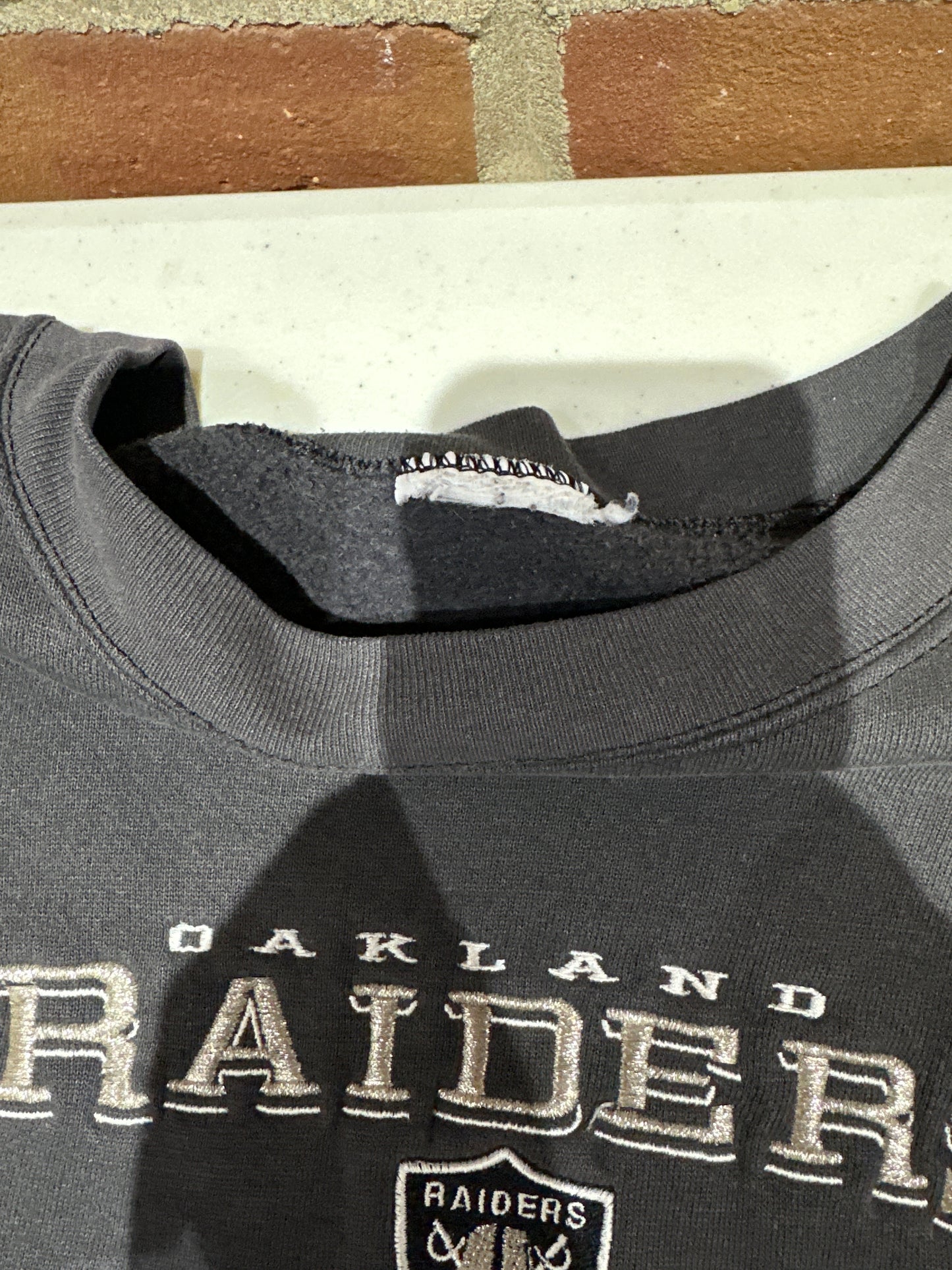 (Mens Large) 90s Oakland Raiders Sweater 007