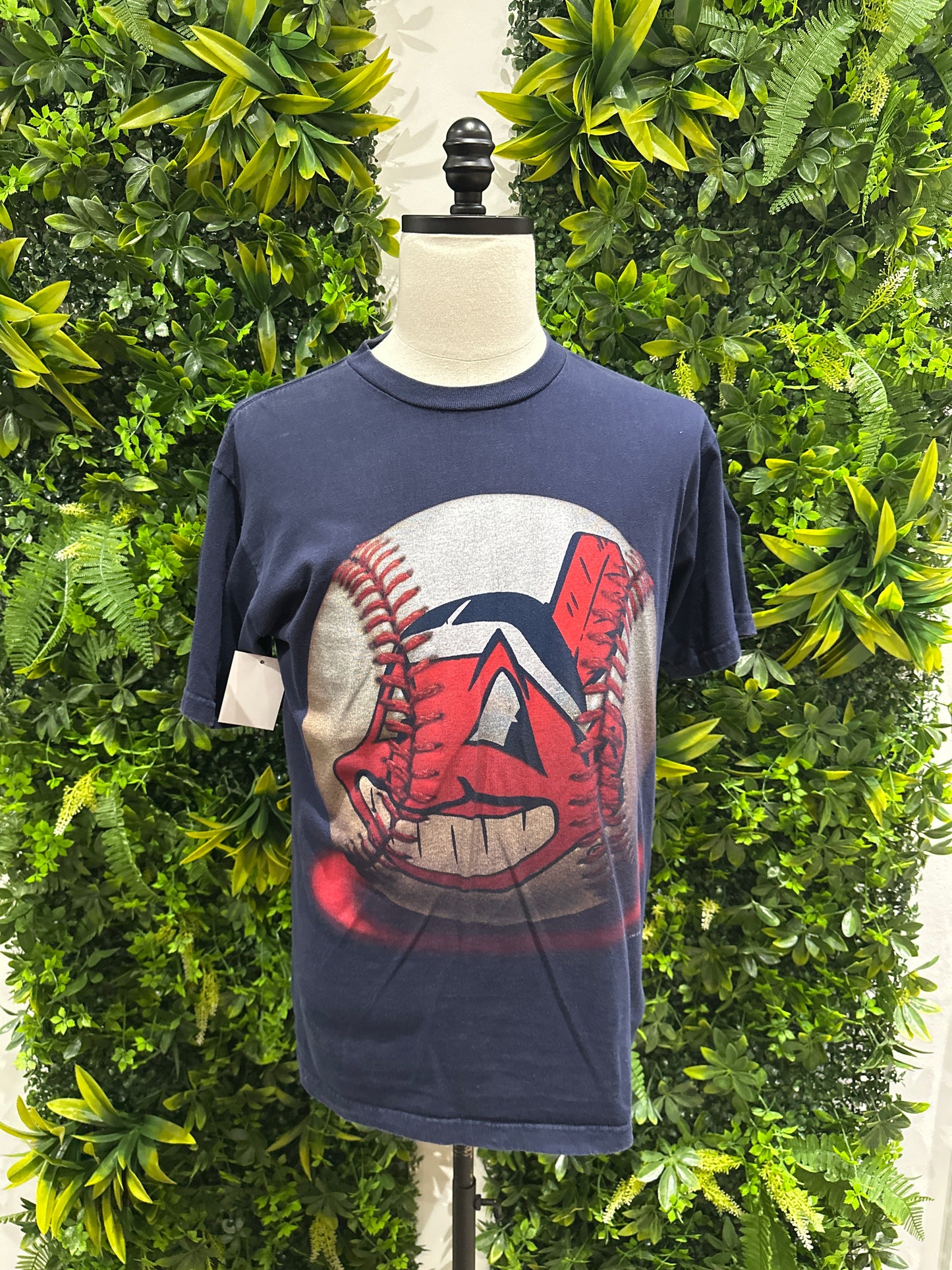 (Mens Large) 90s Cleveland Indians Shirt 007