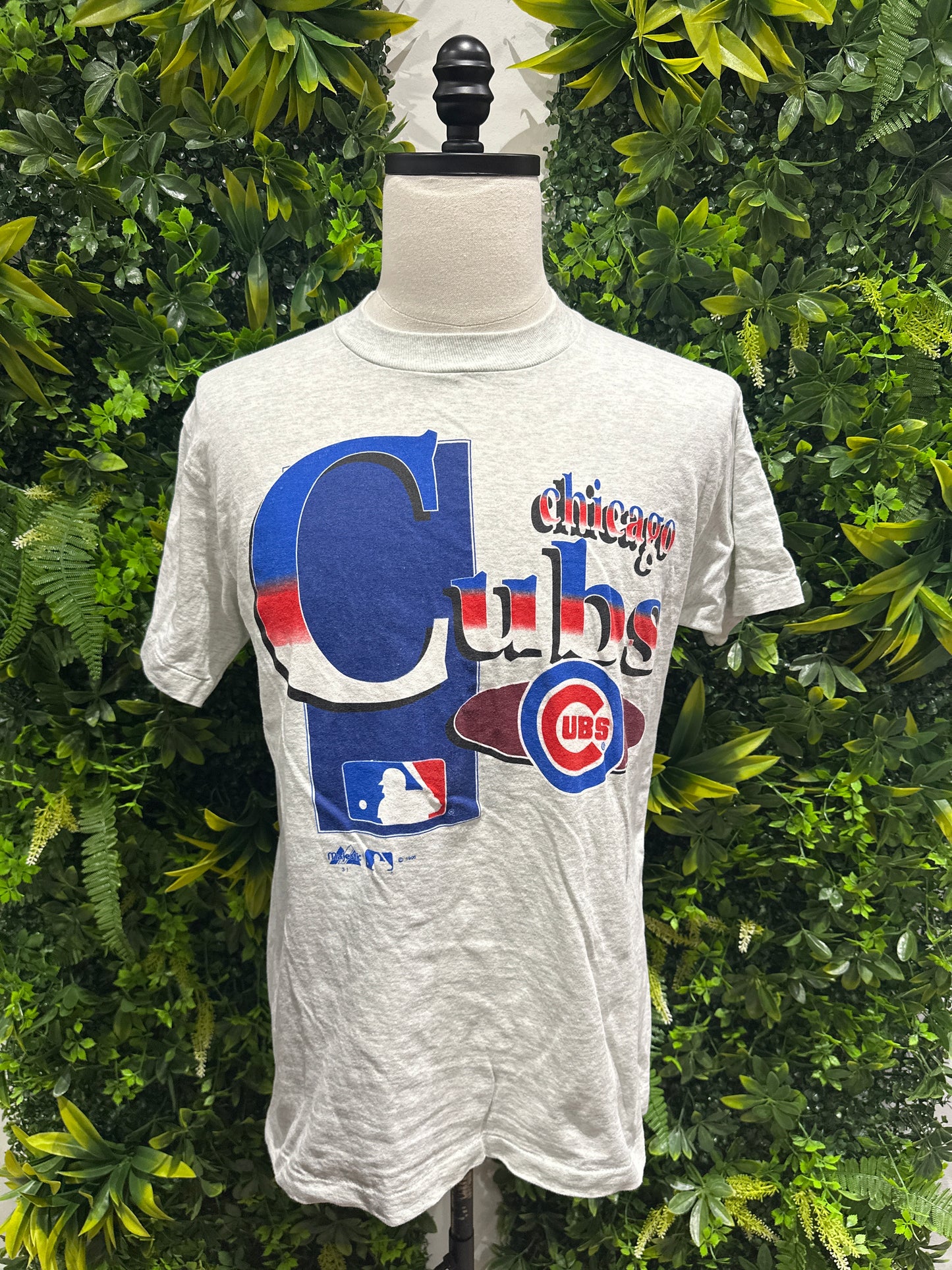 (Mens Medium) Chicago Cubs Shirt