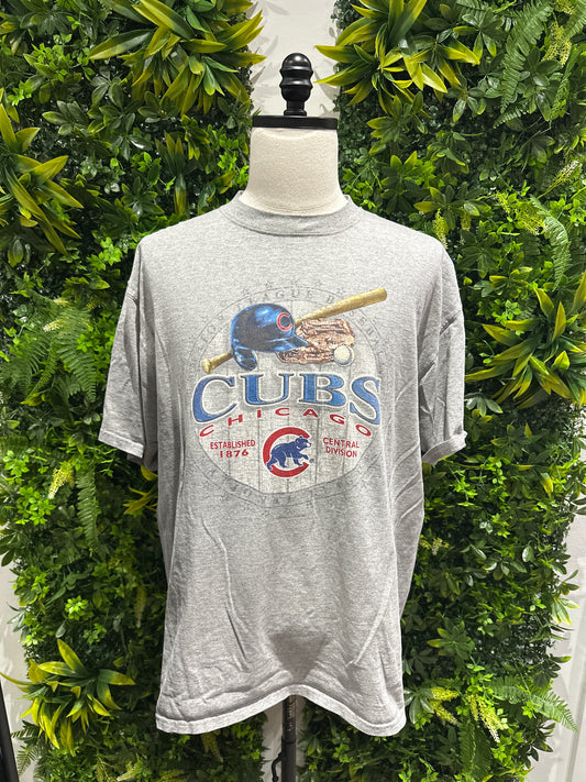 (Mens XL) Chicago Cubs Shirt