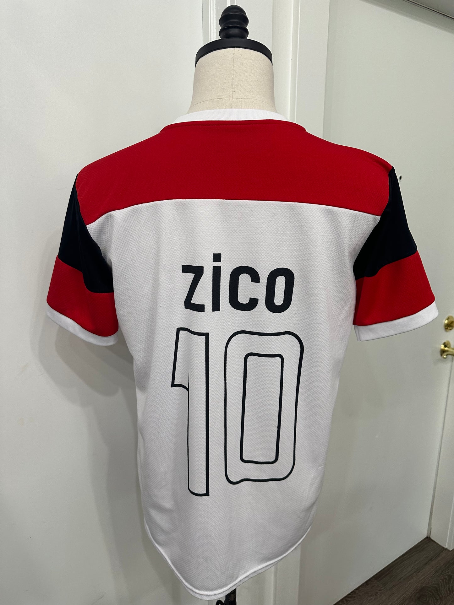 (Mens Medium) Adidas Retro CR Flamengo 'Zico' Soccer Jersey 007
