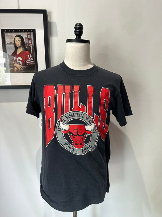 (Mens Medium) 90s Chicago Bulls Shirt 007