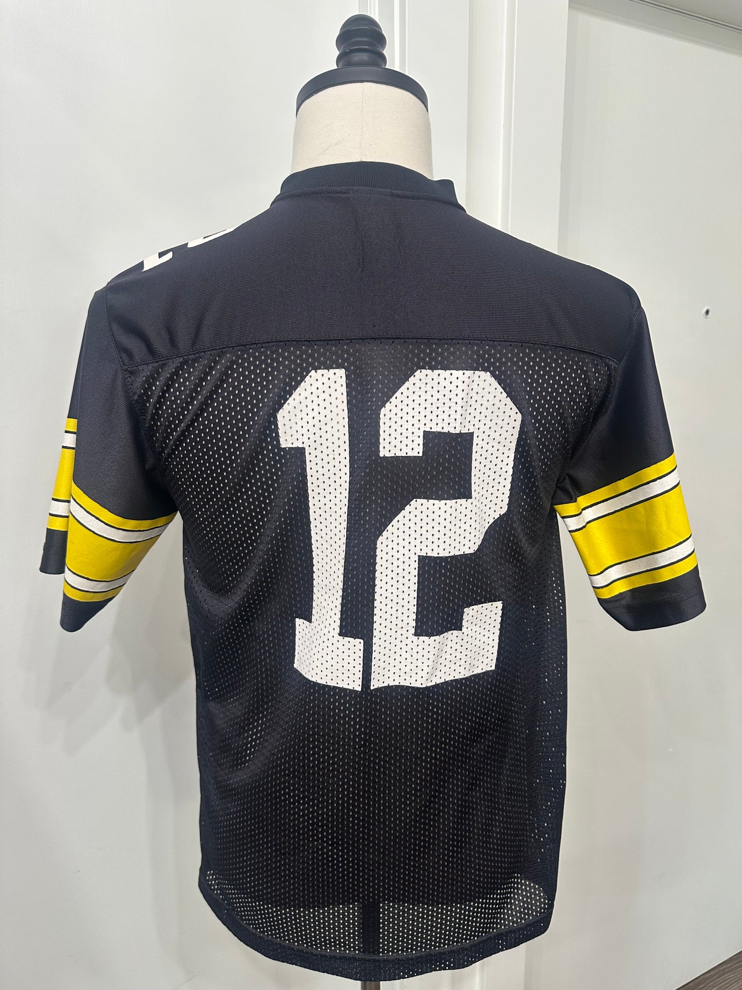 (Mens Large) Nike Iowa Hawkeye's Football Jersey 007