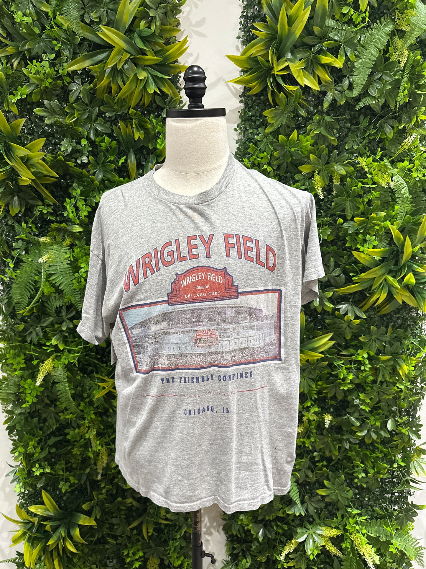 (Mens XL) 90s Wrigley Field Shirt 007