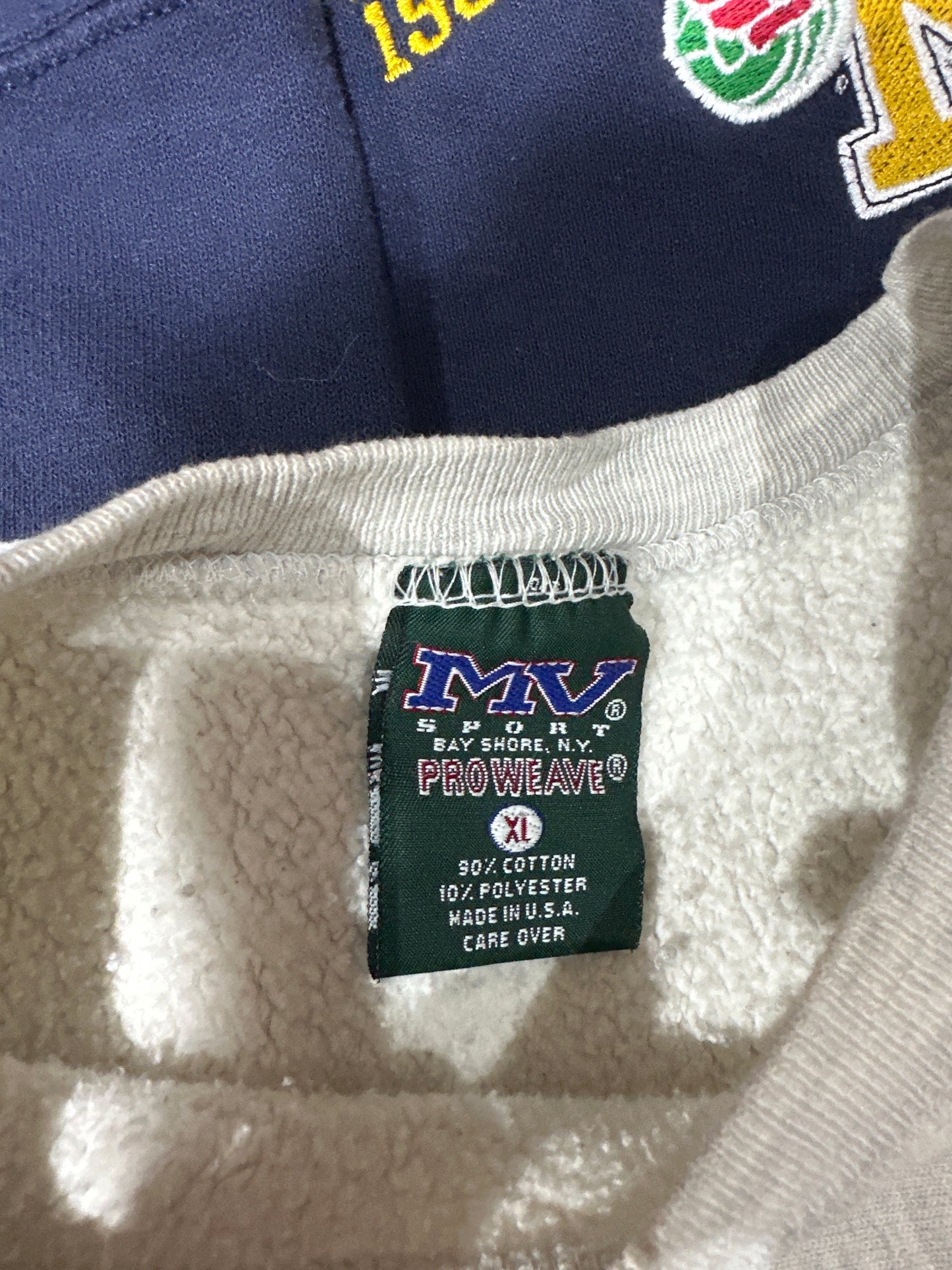 (Mens XL) Norte Dame Crewneck
