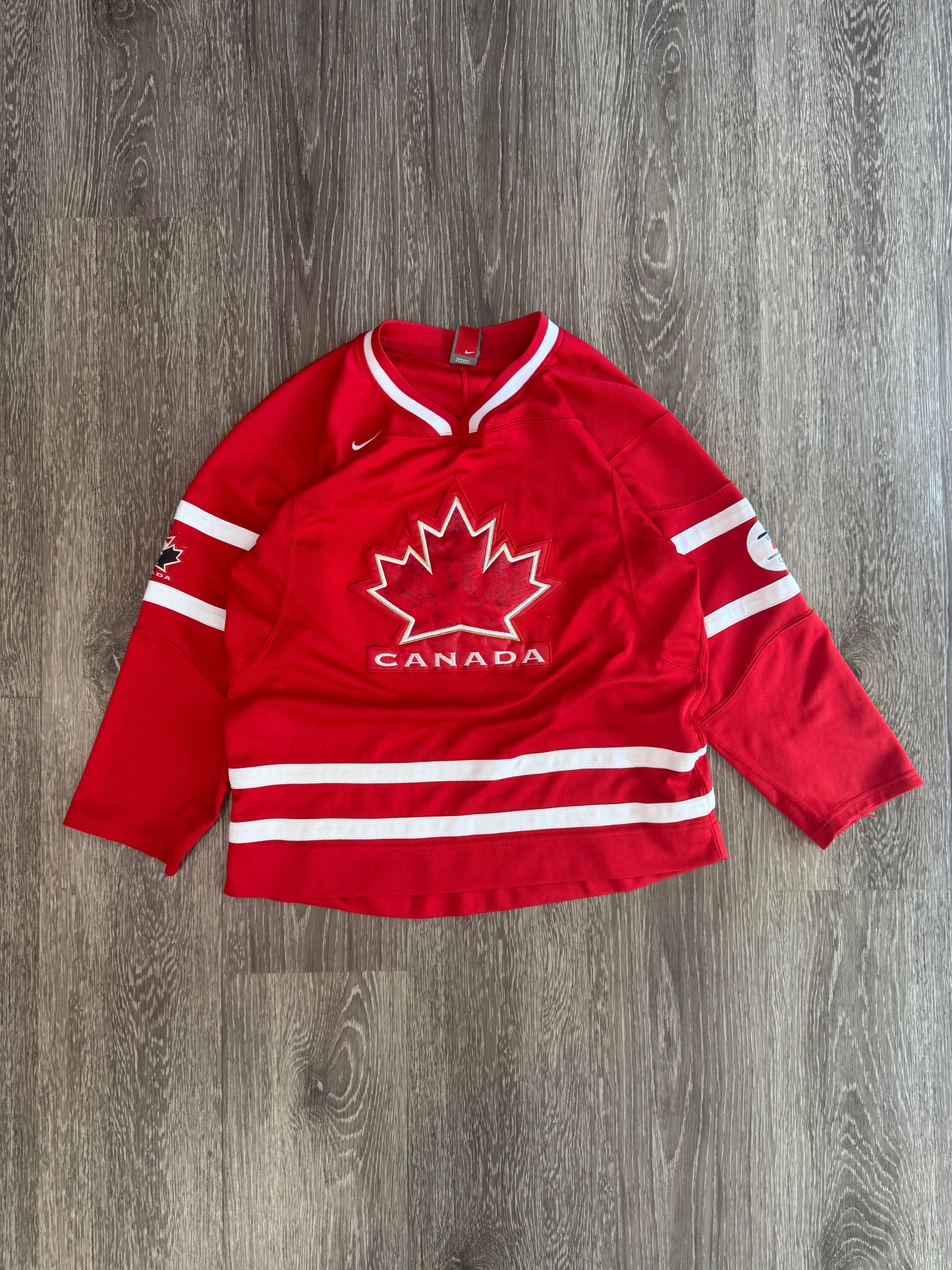 (Kids L/XL) 90s Nike Canada Hockey Jersey