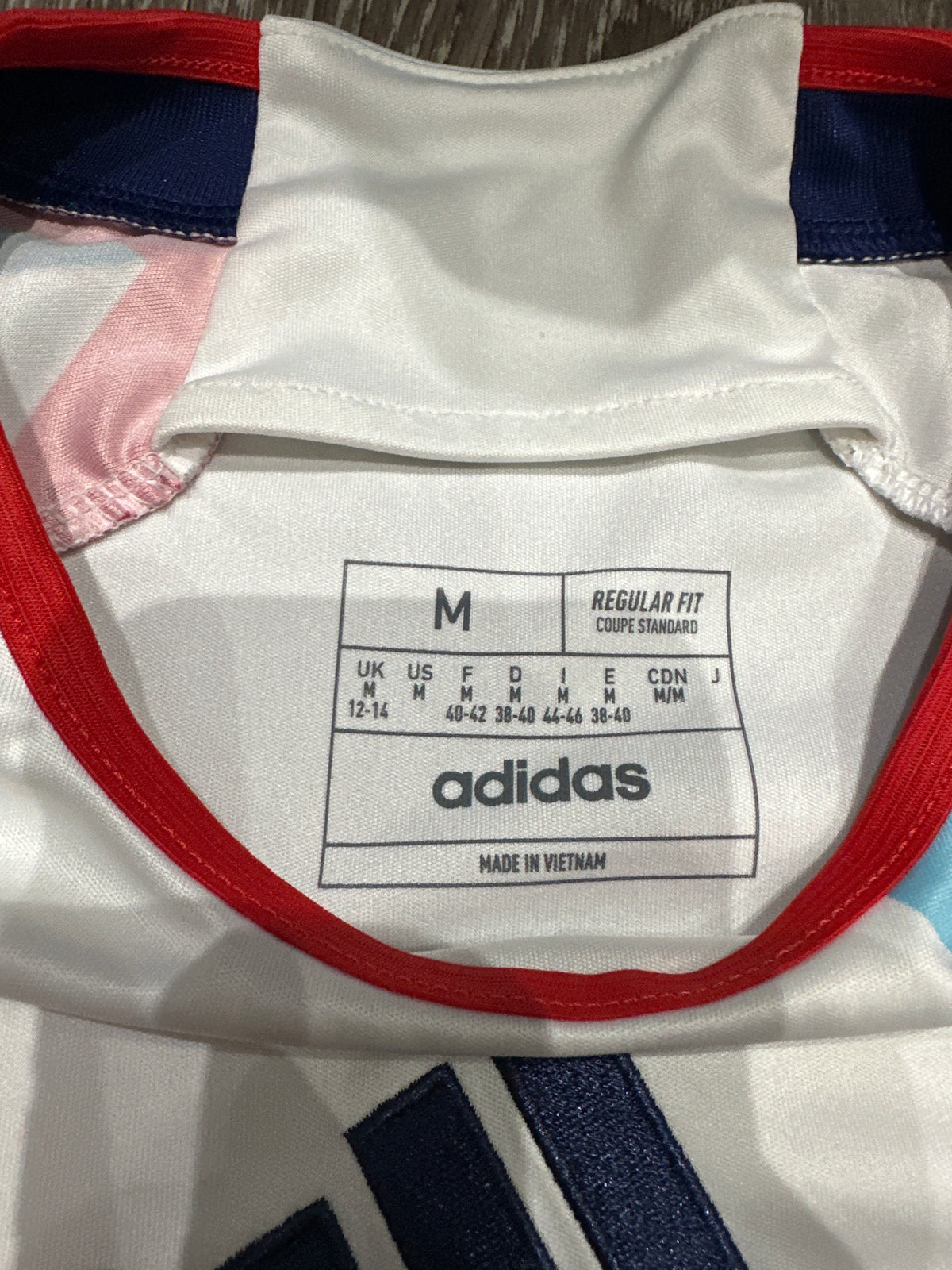(Mens Medium) Adidas MLS Chicago Fire FC Jersey 007