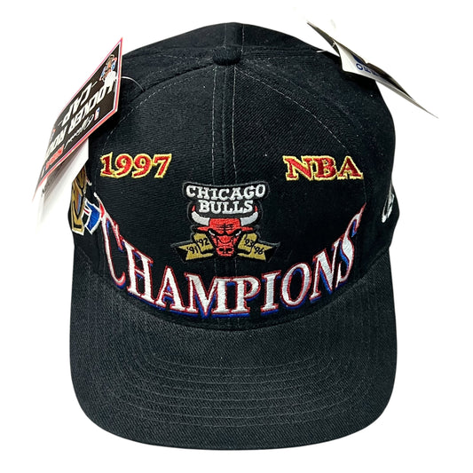 NWT 1997 Chicago Bulls Snapback Hat