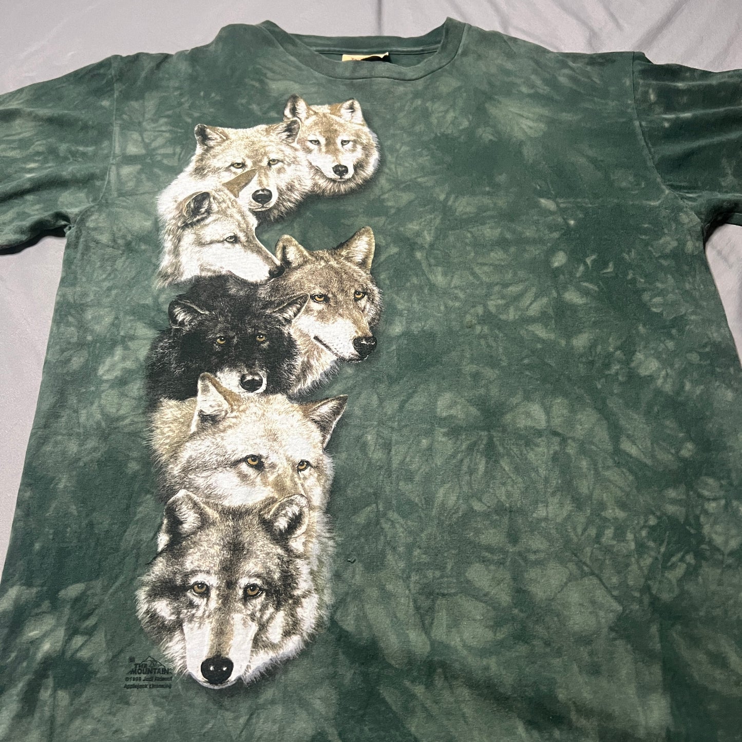 Vintage Wolf Shirt Mens Large The Mountain Green Short Sleeve Animal Print Racine Zoo