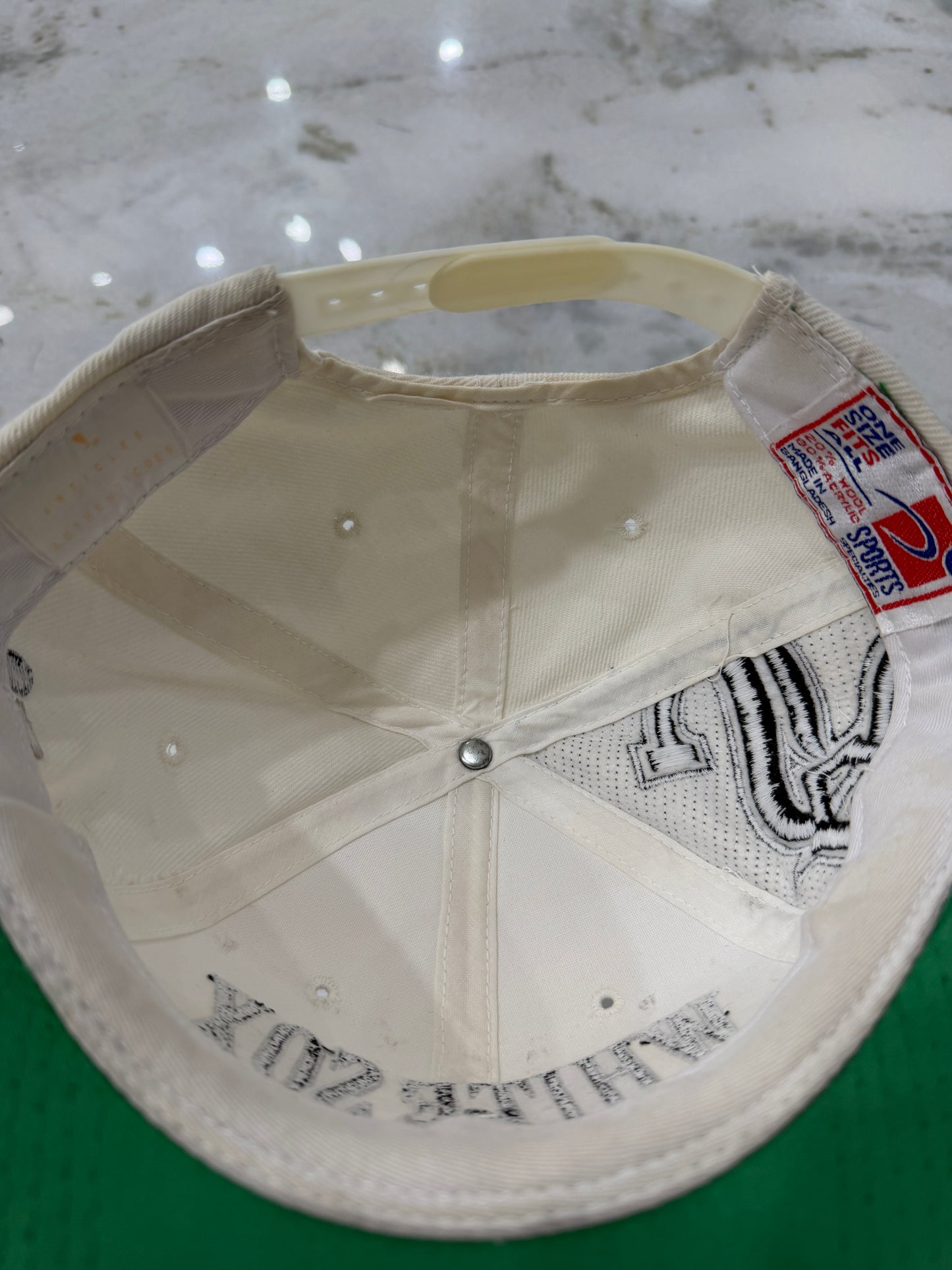 90s Chicago White Sox Sports Specialties Laser Hat