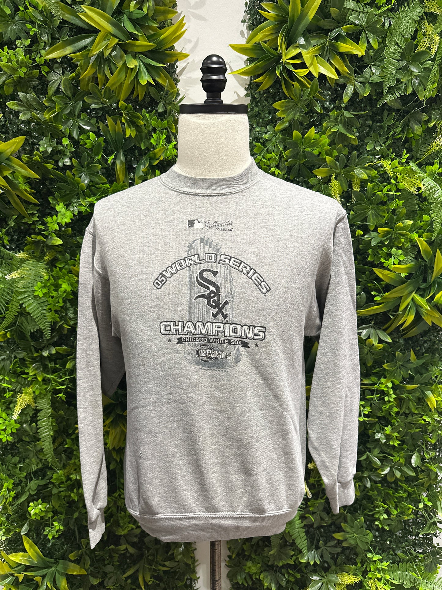 (Mens Small) Chicago White Sox 2005 World Series Sweater