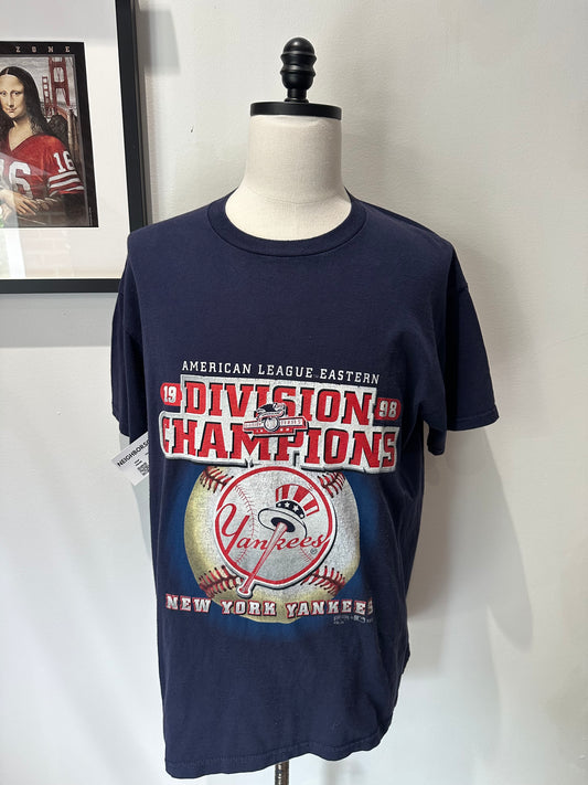 (Mens Large) 1998 New York Yankees Divison Champs Shirt 007