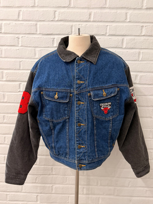 (Mens Medium) 90s Chicago Bulls Denim Jacket