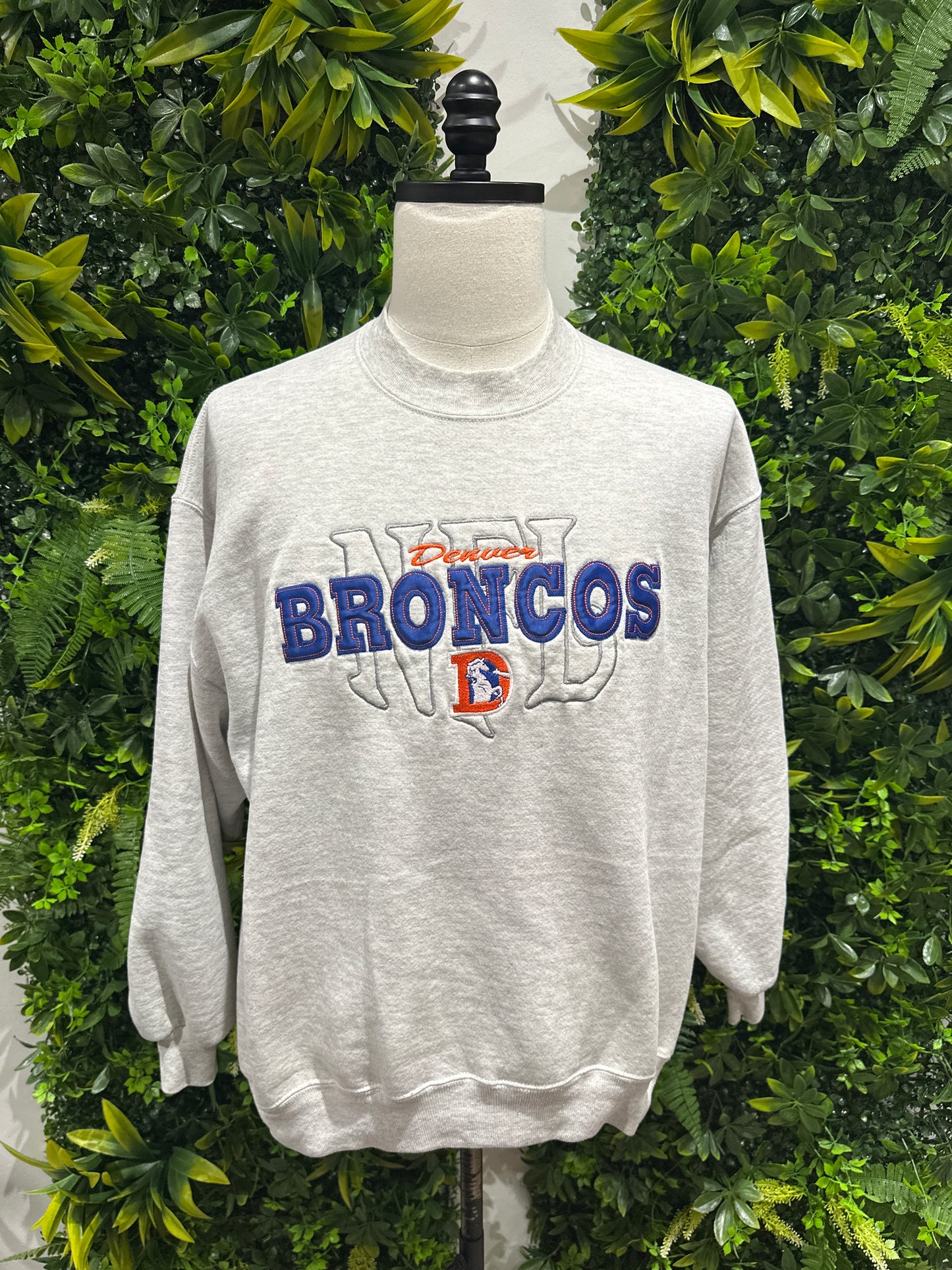 (Mens XL) Denver Broncos Sweater