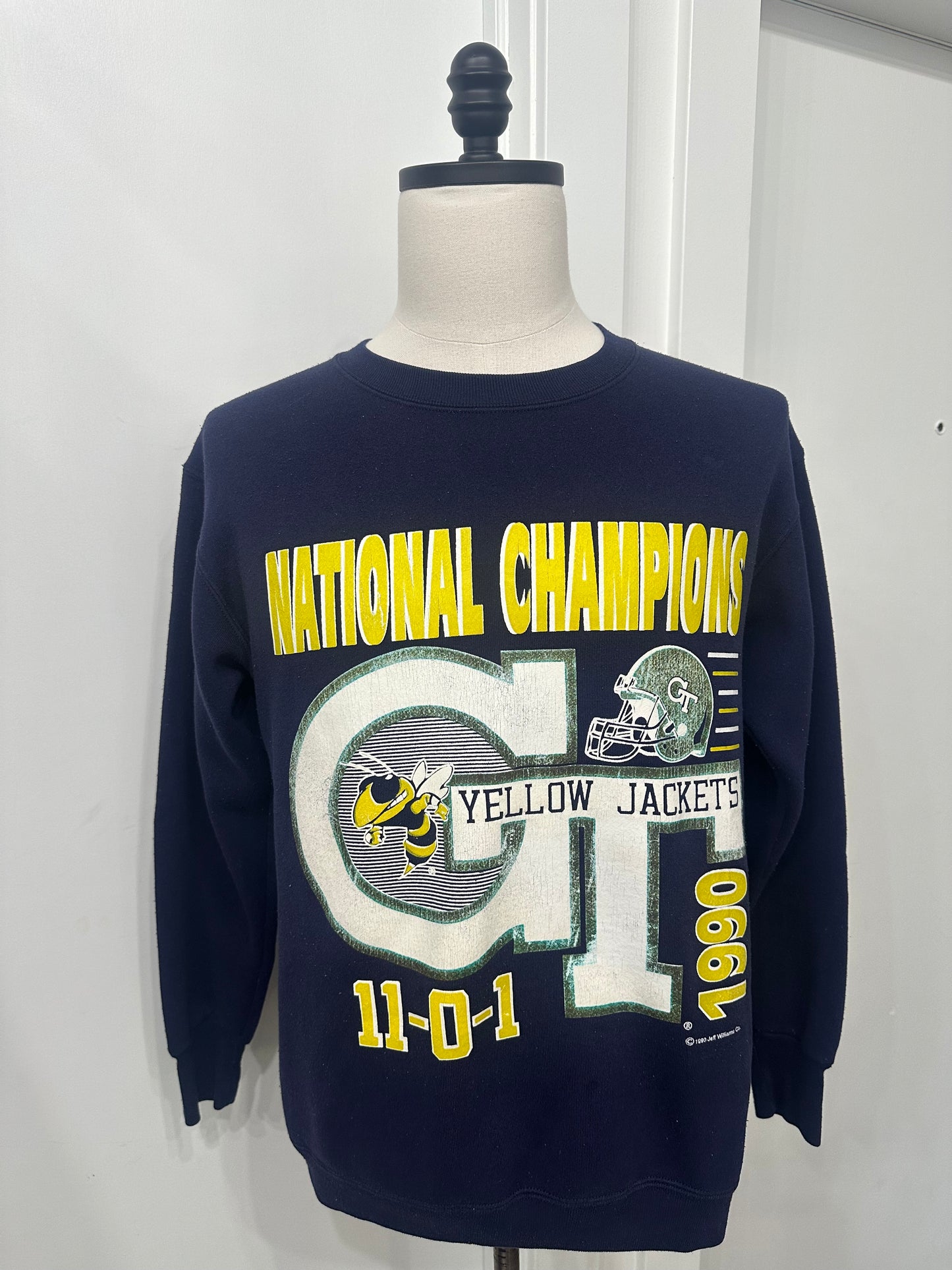 (Mens Medium) 1990 Georgia Tech National Champ Sweater 007