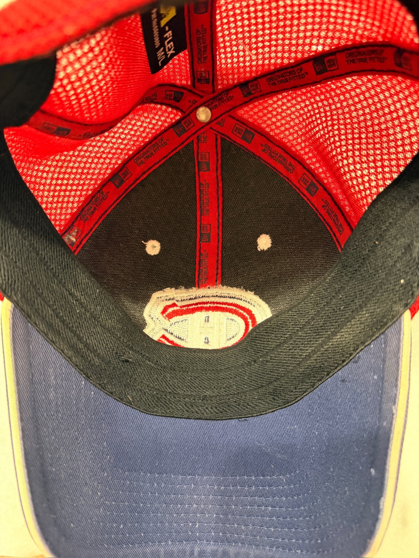 (Adult Medium / Large) Montreal Canadiens Fitted Hat