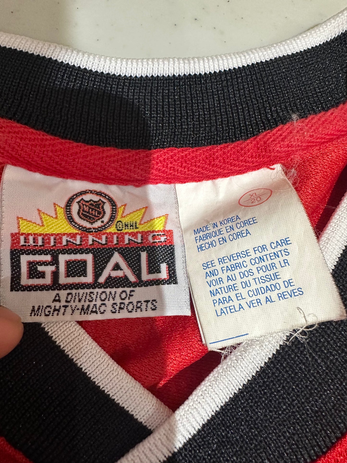 (Kids XL) 90s Chicago Blackhawks Jersey