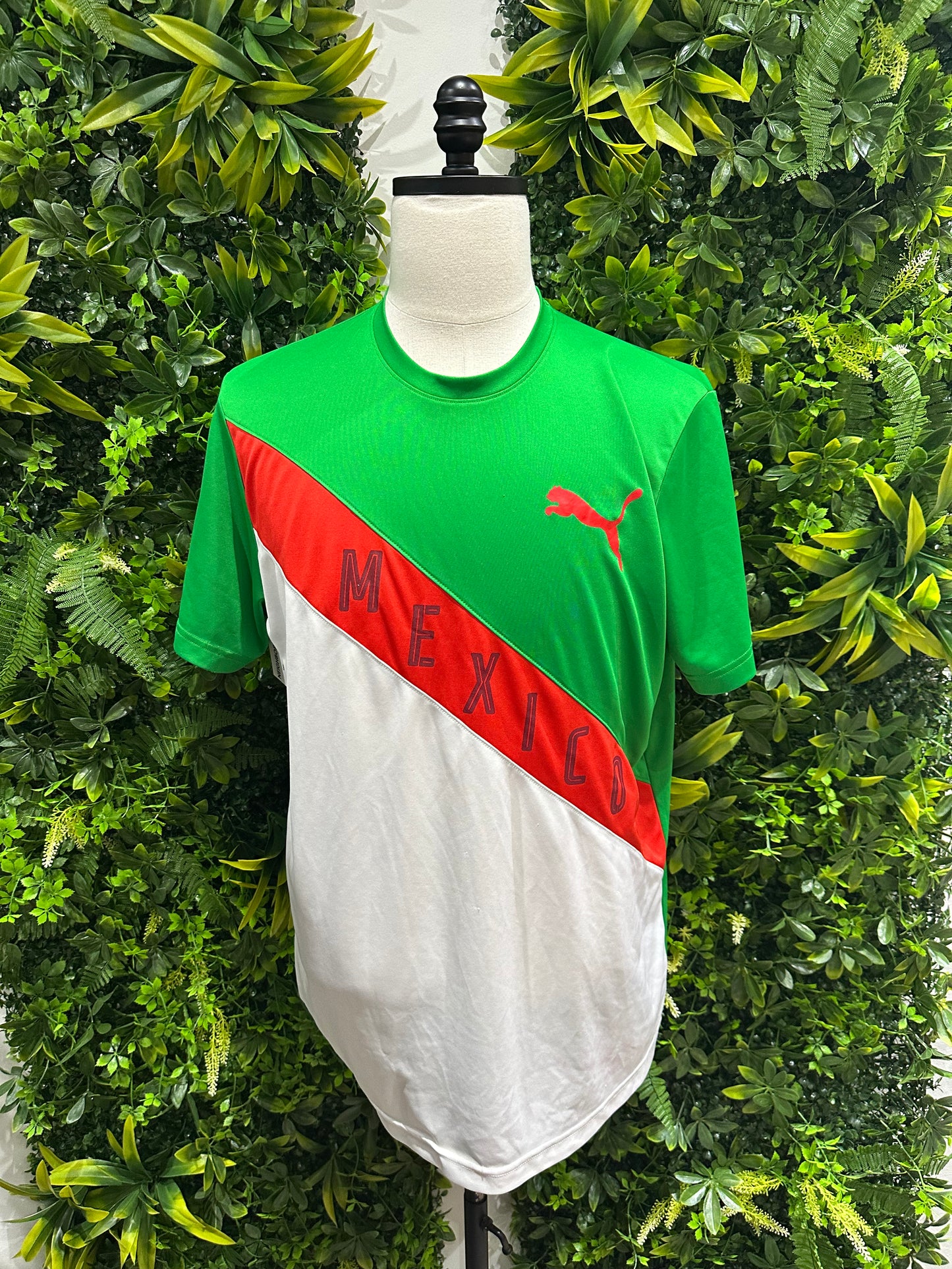 (Mens XL) Puma Mexico National Soccer Jersey 007
