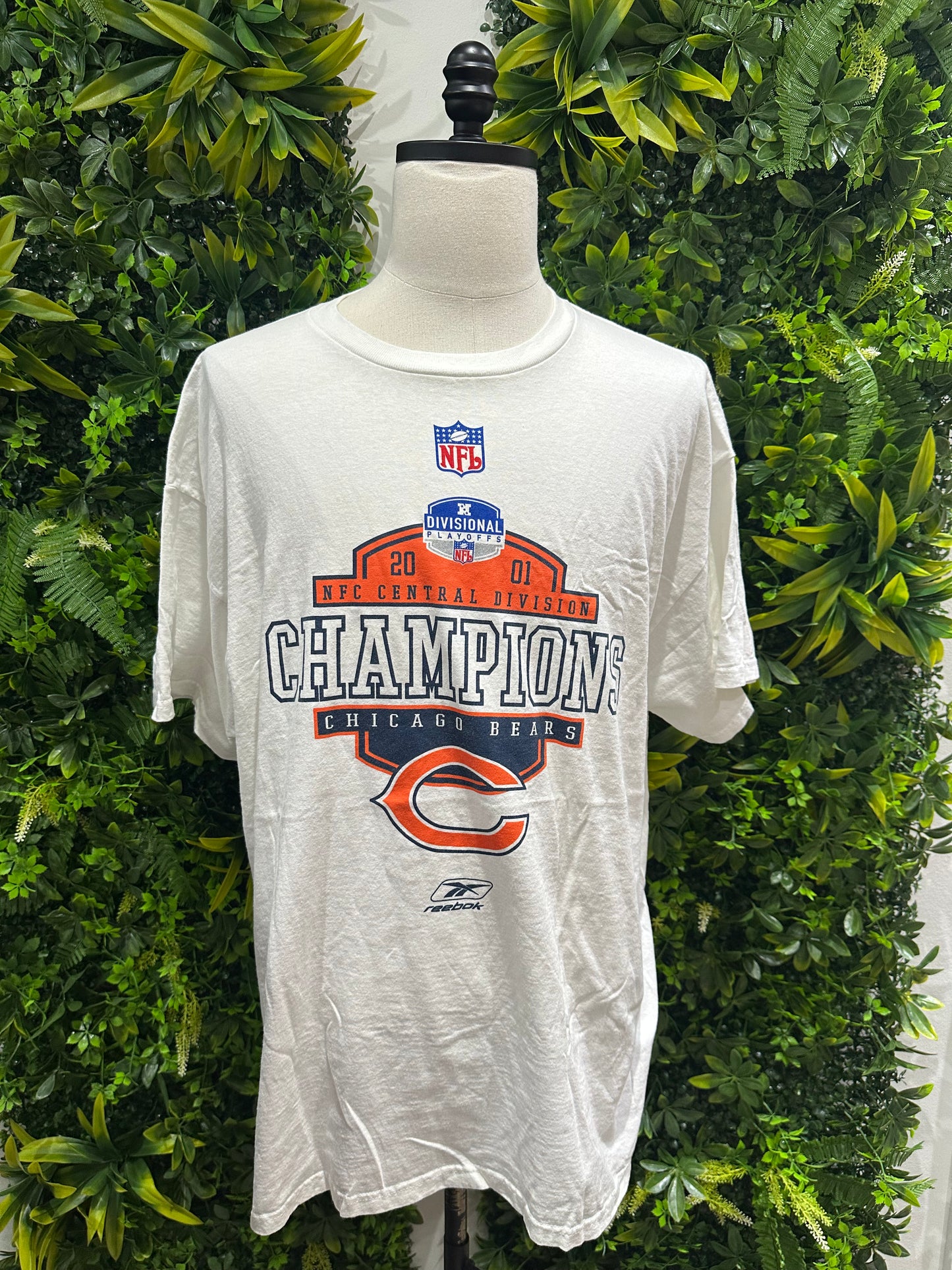 (Mens XL) 2001 Chicago Bears NFC Centeral Division Champions Shirt 007