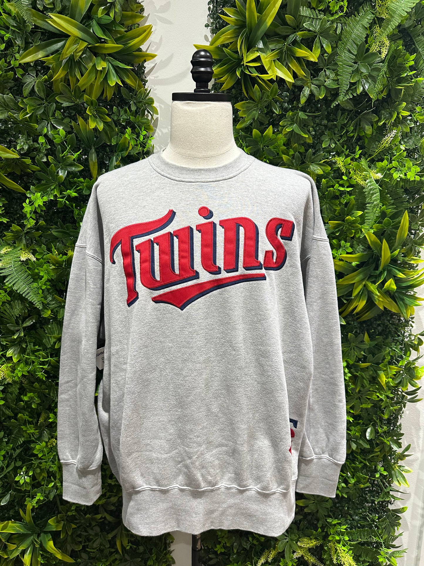 (Mens XL) MLB Minnesota Twins Spell-Out Sweater 007
