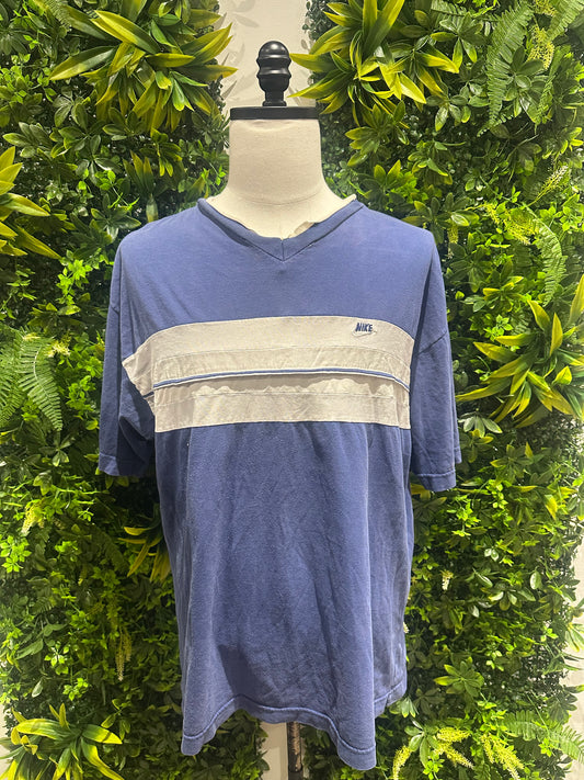 (Mens Large) 90s Nike Shirt