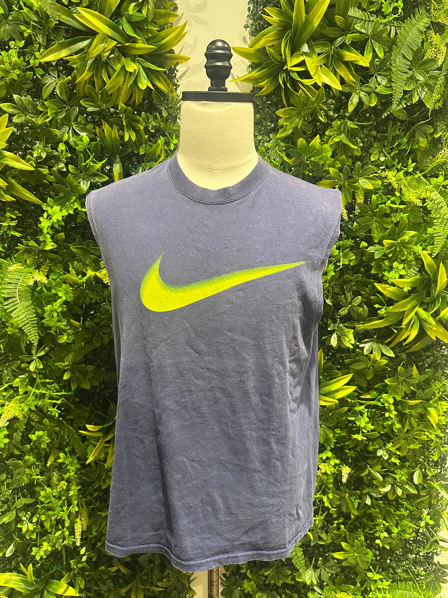 (Mens Medium) 90s Nike Swoosh Cut Off Shirt