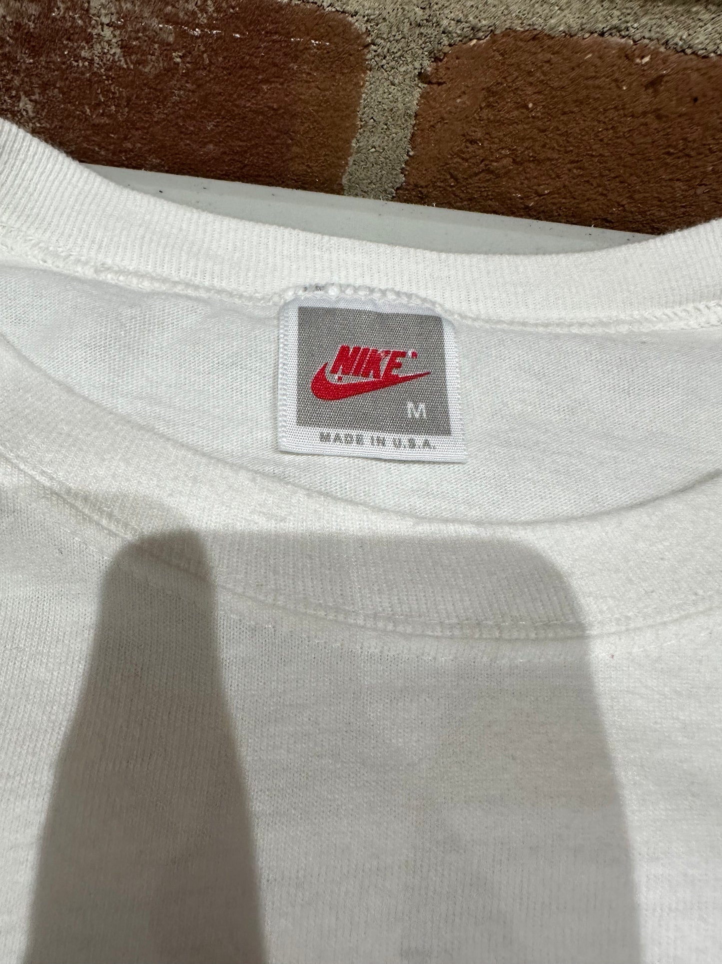 (Mens Medium) 90s Nike Shirt