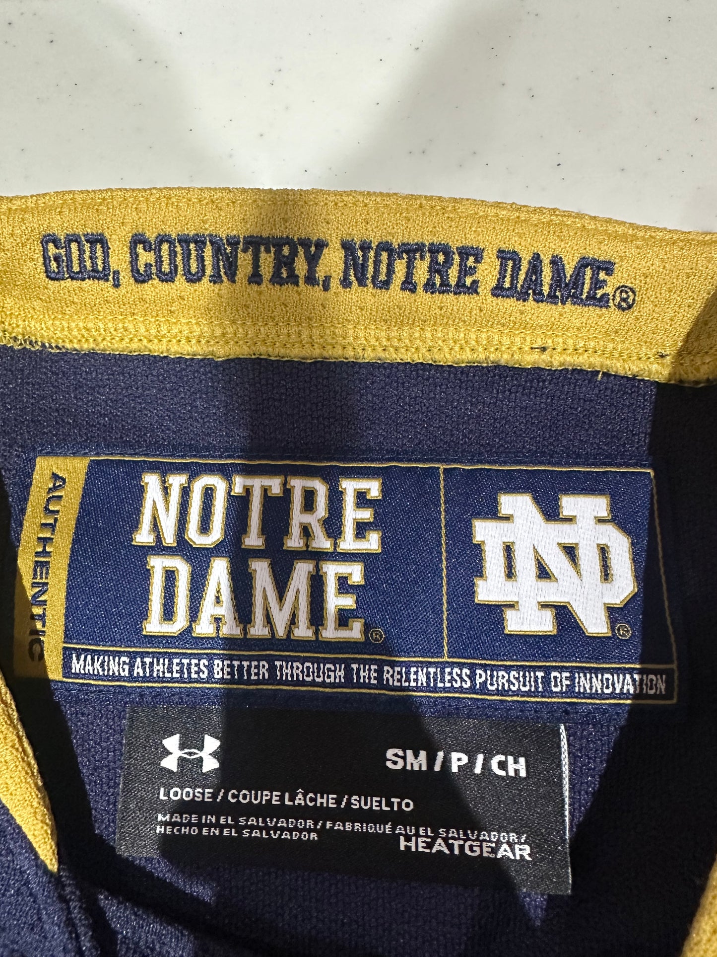 (Mens Small) Notre Dame Hockey Jersey