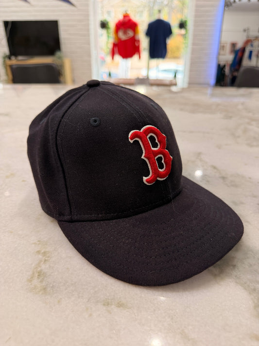 (Adult 6 3/4) Boston Red Sox Fitted Hat