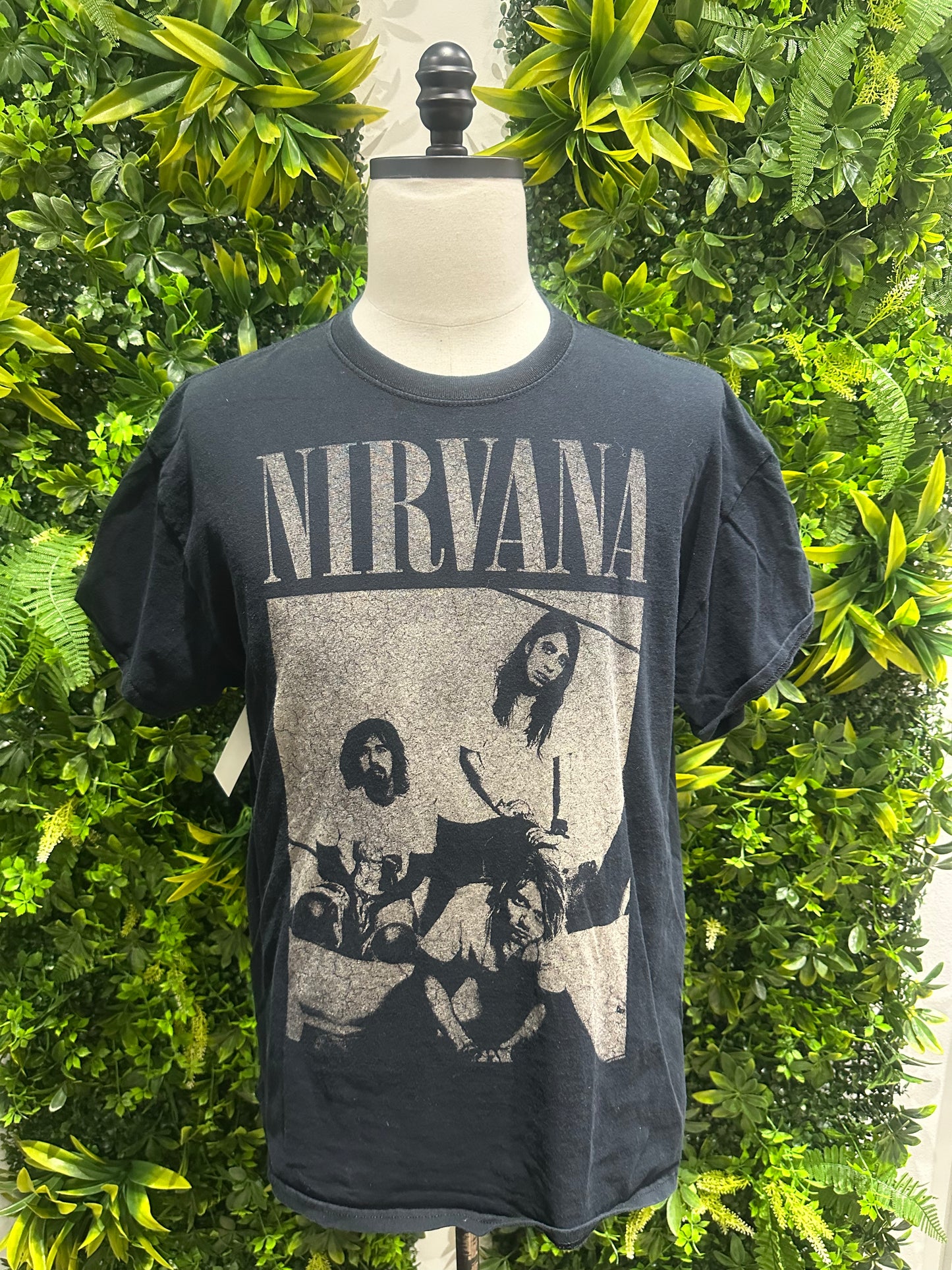 (Mens XL) Retro Nirvana Band Shirt 007