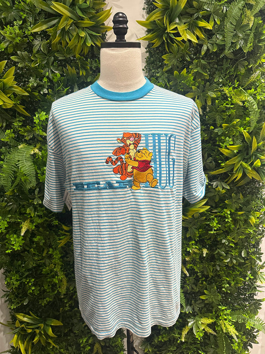 (Mens XL) Disney Winnie the Pooh 'Bear Hug' Shirt 007