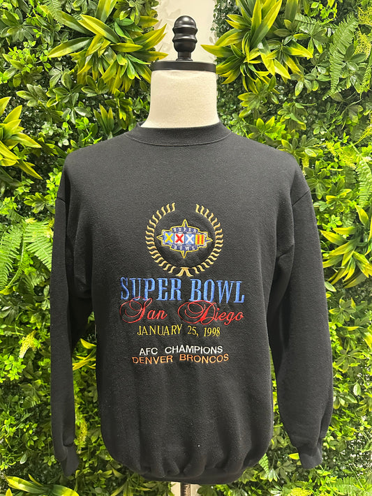 (Mens Medium) 1998 San Diego Superbowl Sweater 007