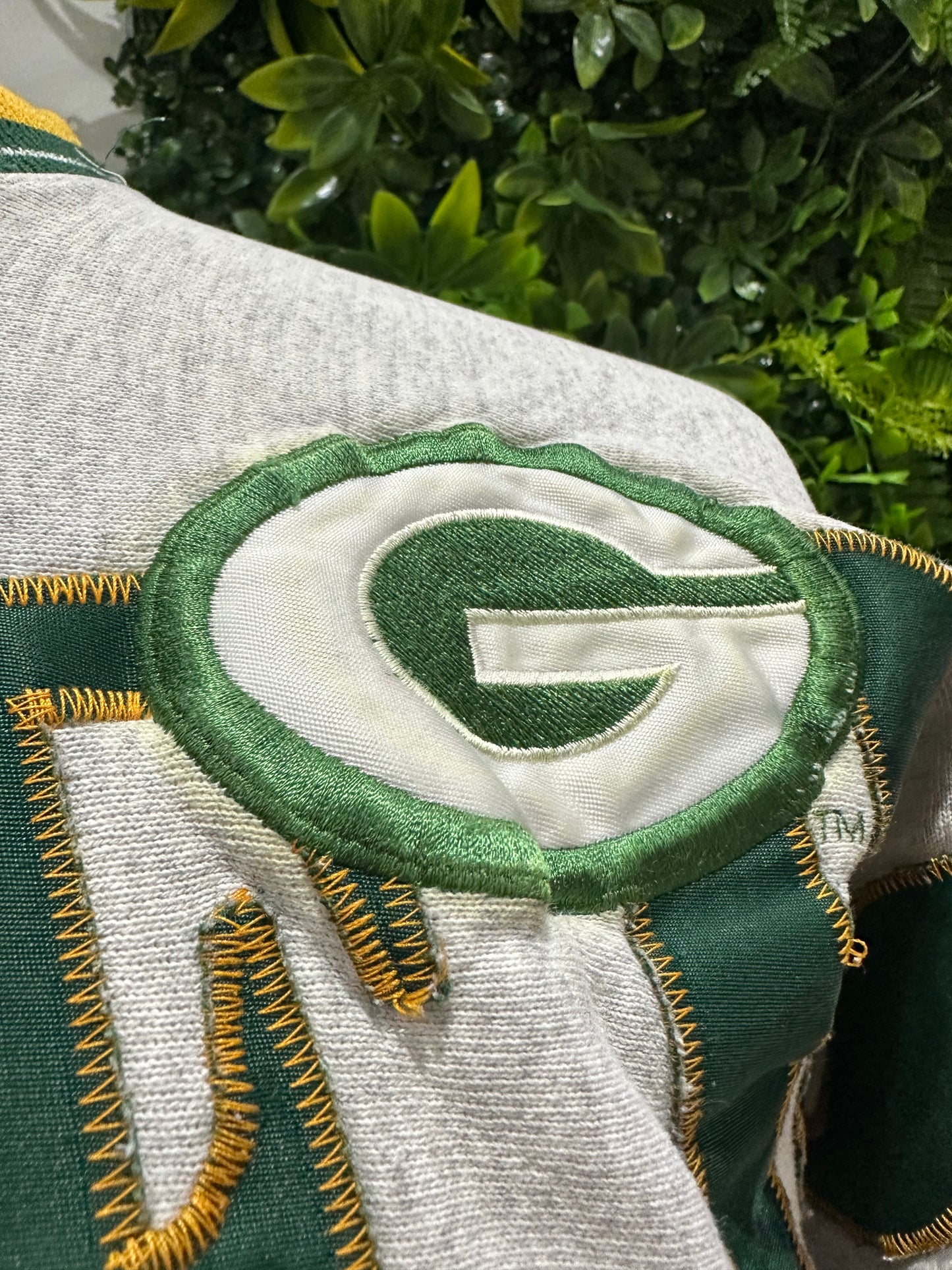 (Womens Large) 90s Green Bay Packers Large Spell-Out Sweater 007